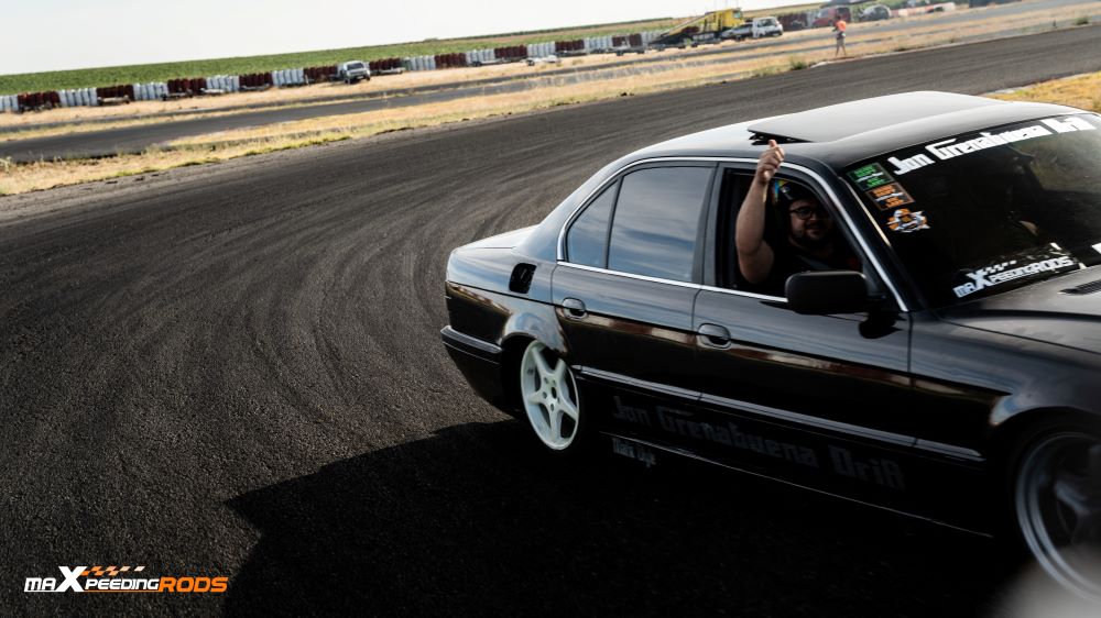 MaXpeedingRods Blog | An Automotive Blog from MaXpeedingRods - MaXpeedingRods Contributing to Local Racing Culture by Sponsoring A Full De Mango