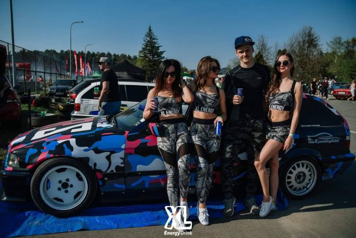 MaXpeedingRods Blog | An Automotive Blog from MaXpeedingRods - Crew TDG's BMW E36 Touring