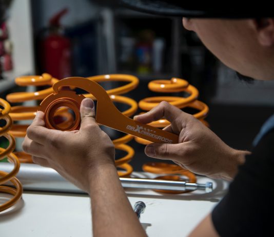 how to adjust coilovers