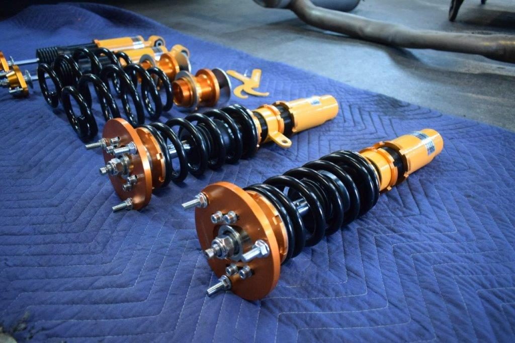 MaXpeedingRods Blog | An Automotive Blog from MaXpeedingRods - Do You Mind Lowering Your SUV？