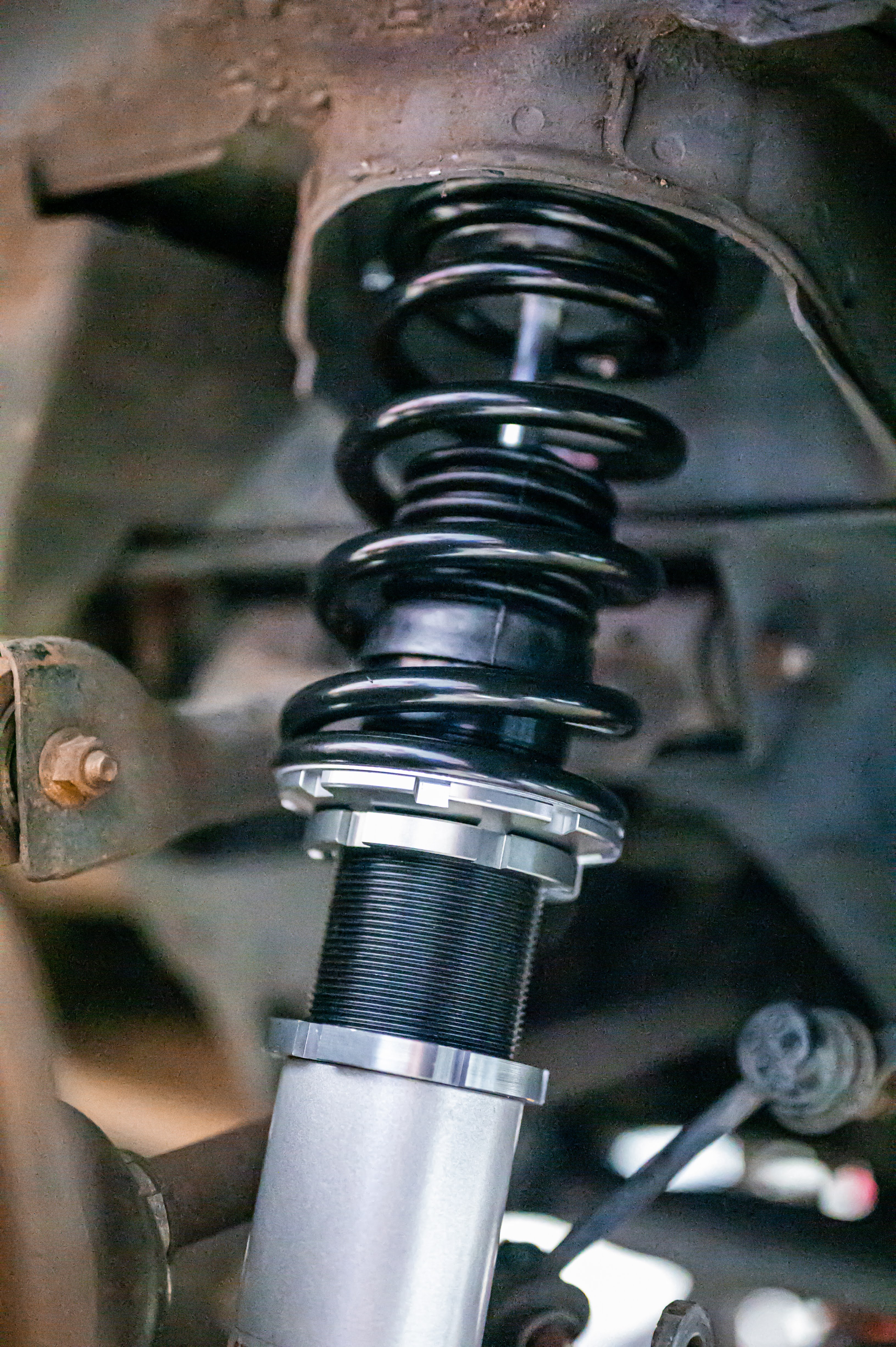 MaXpeedingRods Blog | An Automotive Blog from MaXpeedingRods - How to Choose Spring Rate for Coilovers