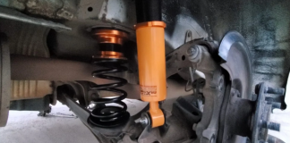 Installing MaXpeedingRods 24 Way Coilovers on my Civic SI